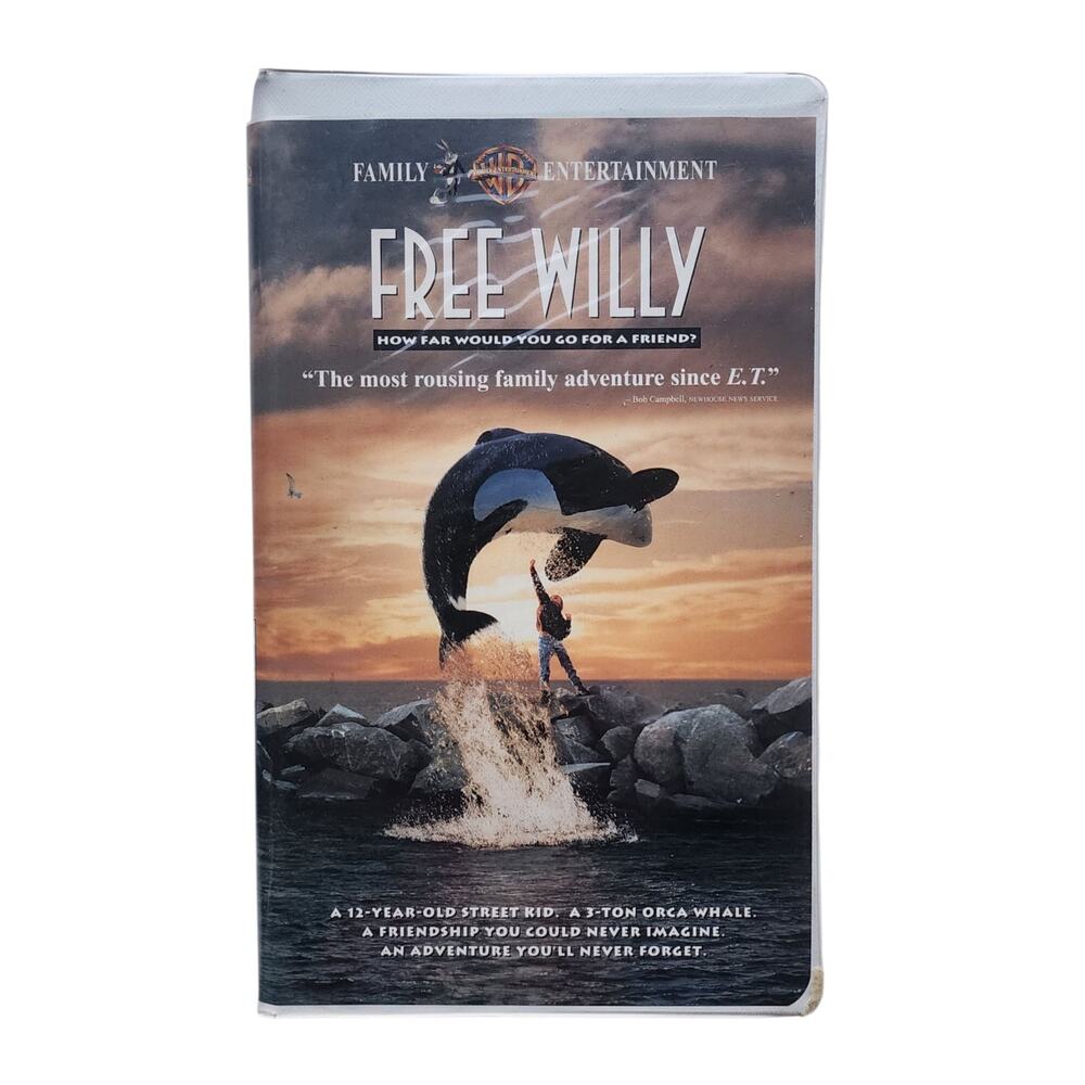Free Willy (1993) VHS Tape Warner Bros Family Entertainment Clamshell Case